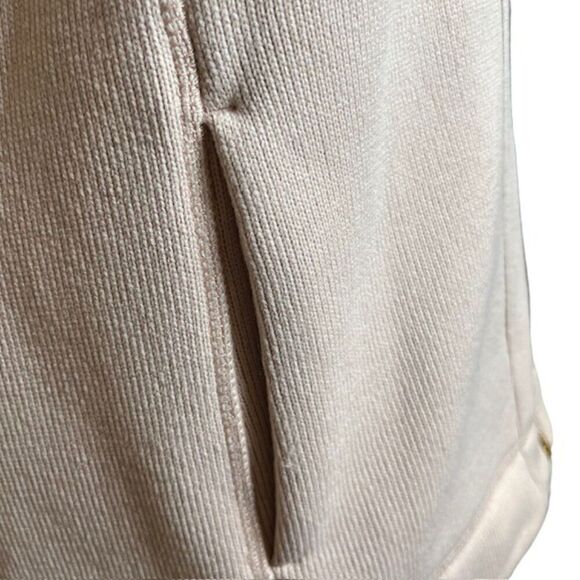 Calvin Klein Coat in Soft Pink with Gold Detail Zip and Chest Pocket Size Medium - Picture 5 of 12